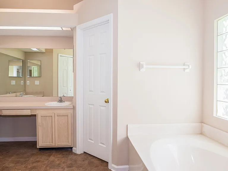 644 Southern Lily Dr — Photo 13