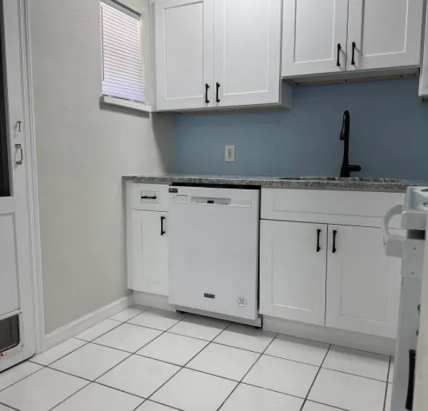 260 20th Ave S #1 — Photo 15
