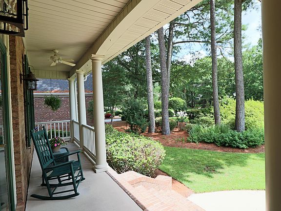 2nd image of 3240 Beaver Creek Drive SE