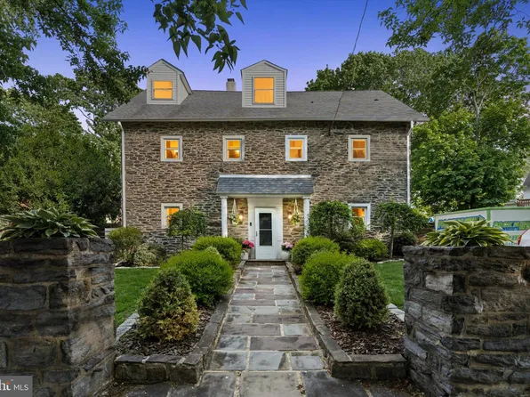 505 Gates St, Philadelphia, PA 19128