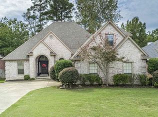 127 Lily Dr, Maumelle, AR 72113