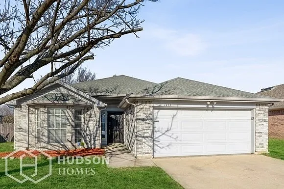 1413 Misty Meadow Dr — Photo 1