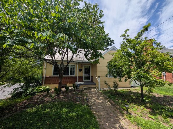 1319 Riverdale Dr