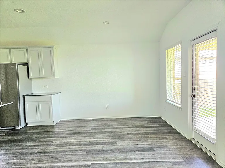 5029 Almond Terrace Dr — Photo 8