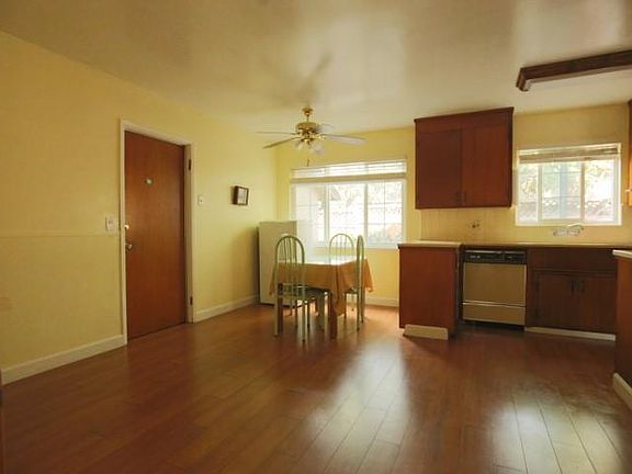 3rd image of 736 Shearton Dr