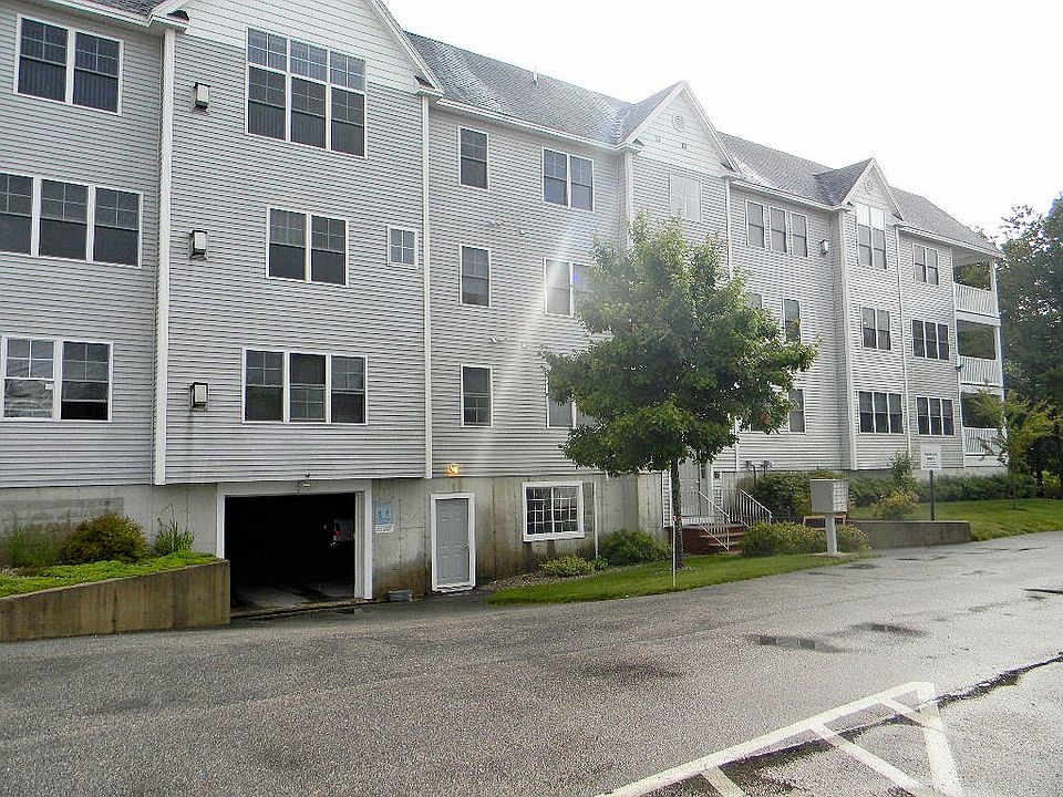 1st image of 170 E Grand Ave APT 3