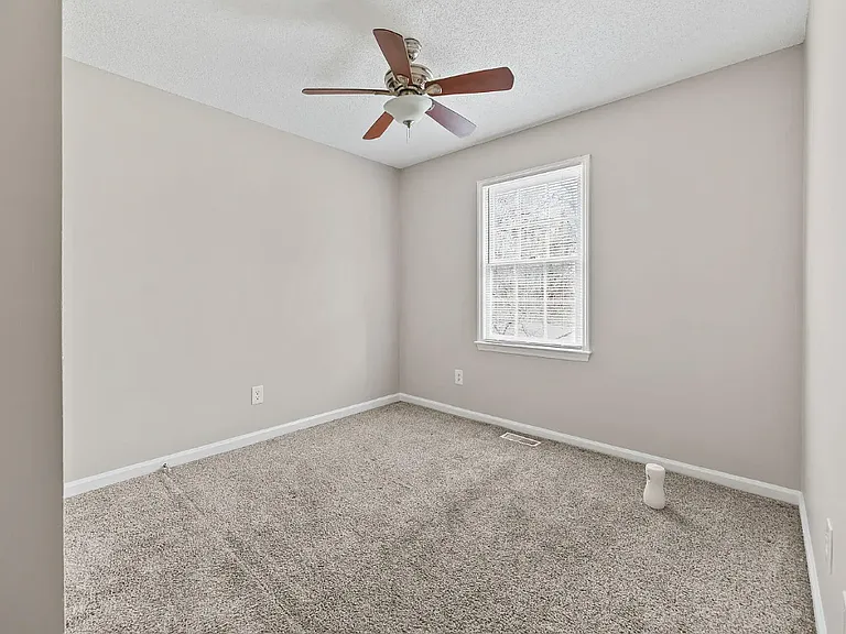 bedroom 3 - view 2