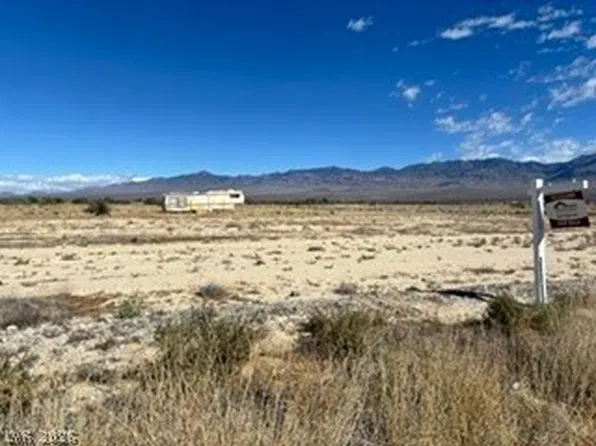 400 W Bonita Ave, Pahrump, NV 89060