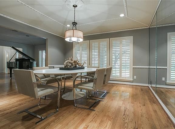 3rd image of 11159 Russwood Cir