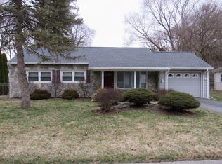 2607 Valley Rd, East Petersburg, PA 17520