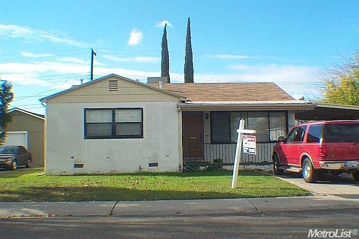 2nd image of 224 Lois Ave