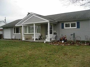 1031 Glenmore Ave, Newark, OH 43055