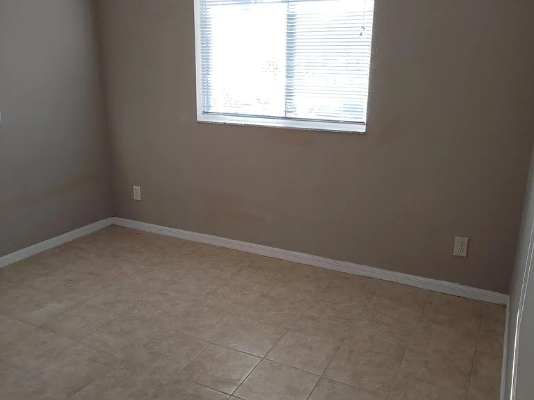 3753 SW Santa Barbara Pl #C — Photo 2