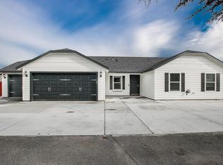 1843 W 25th Ct, Kennewick, WA 99336