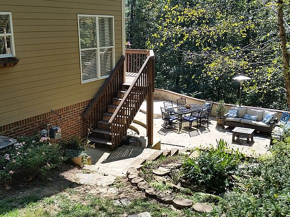 2nd image of 313 Woodbury Dr