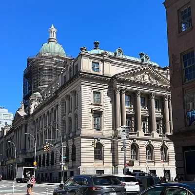 Rented by Compass | media 22