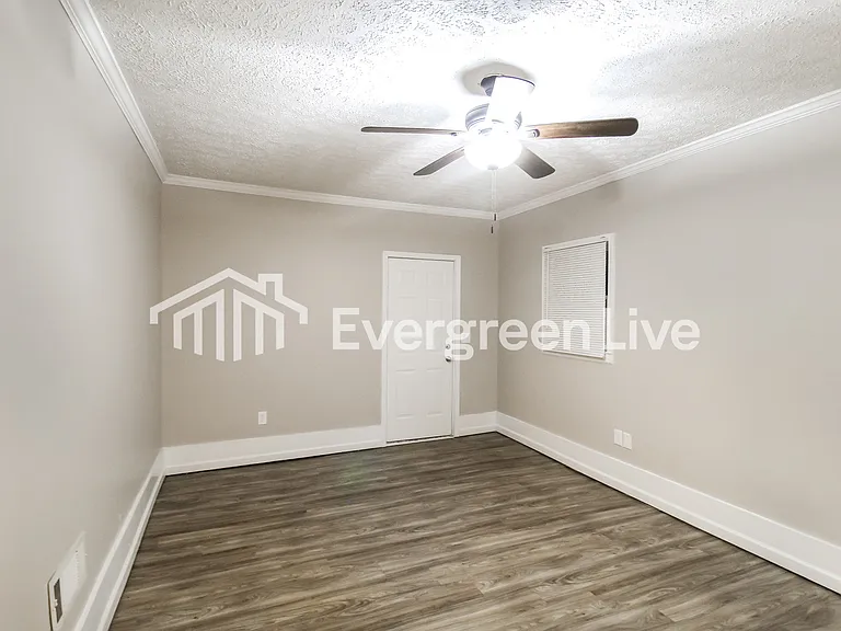 15985 Highway 36 — Photo 8