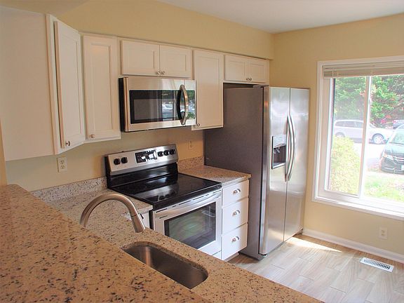 2nd image of 20410 Shadow Oak Ct