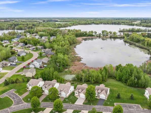 333 25th Ln SE, Cambridge, MN 55008