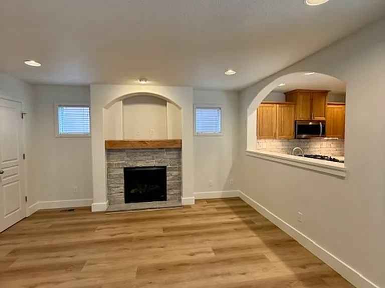 20278 Schaeffer Dr — Photo 2