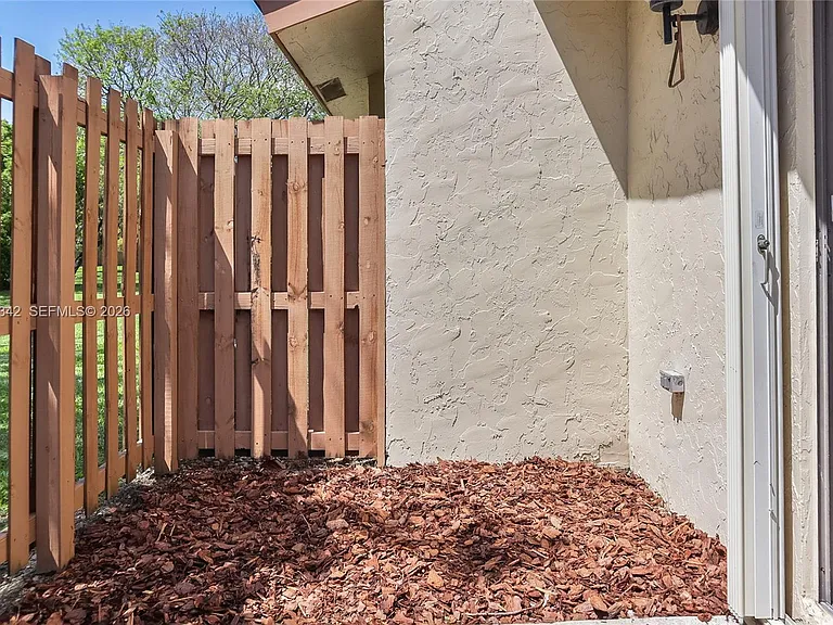 11521 SW 109th Rd #10A — Photo 16