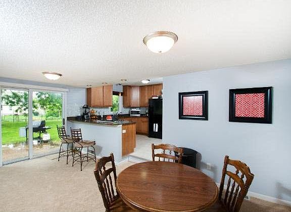 4th image of 6714 Chicago Avenue