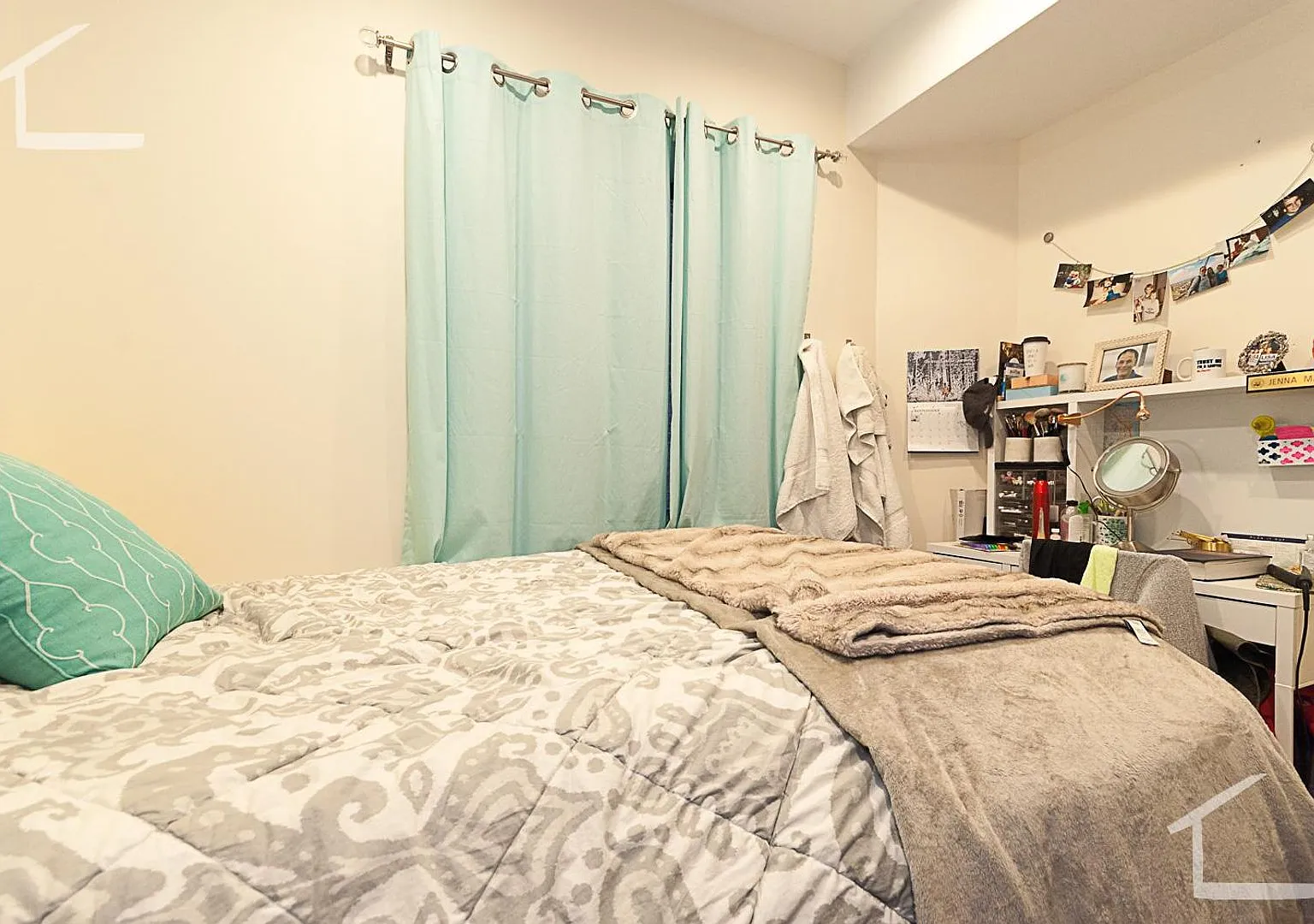 Huge 2 bed condo located near the Green Line and Boston University! — Photo 3