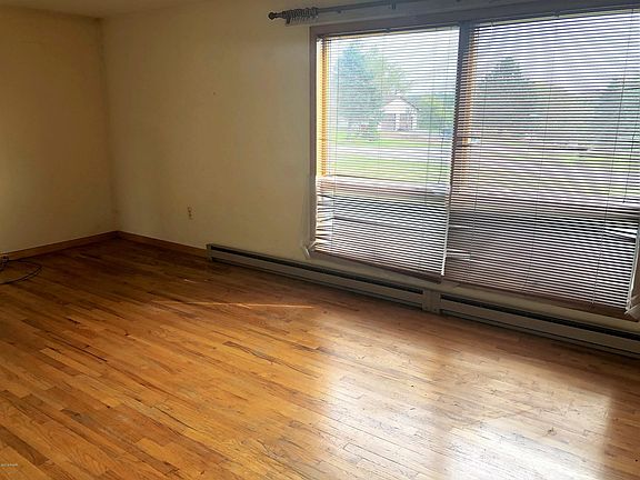 5th image of 43 Edward Rd