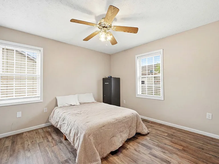 75 Brendan Ln — Photo 11