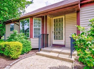 1D John Adams Ct #1, Monroe, NJ 08831