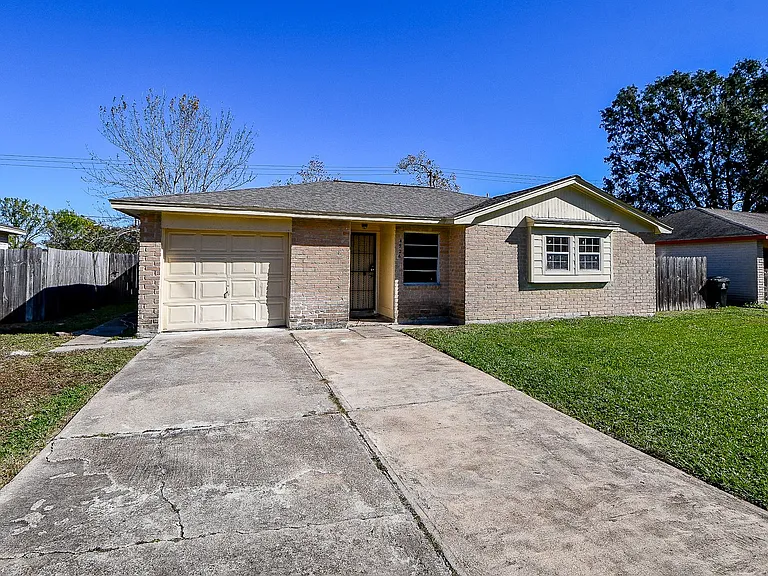 4926 Ridgestone St — Photo 3