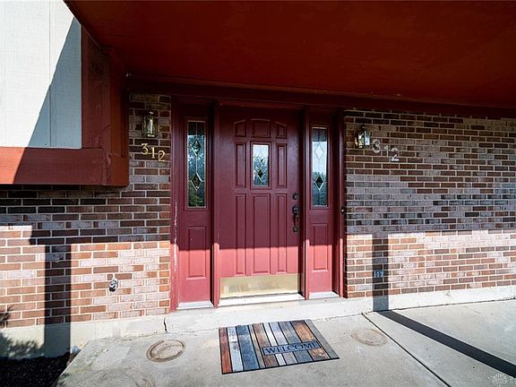 5th image of 312 Chris Dr