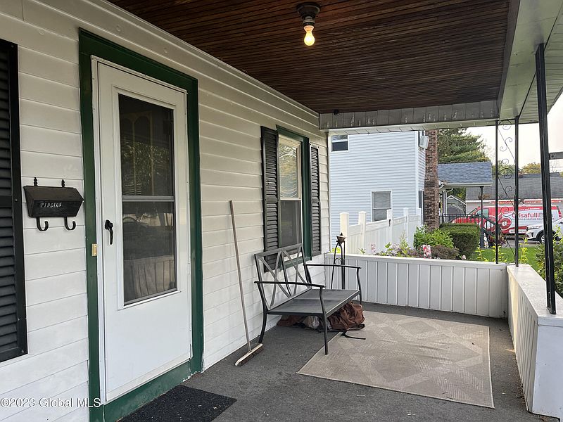 2nd image of 333 Melrose Street