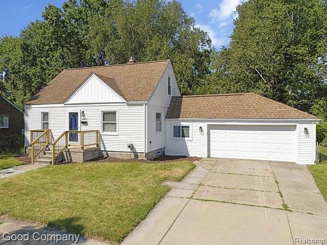 23161 Hill Ave, photo 3