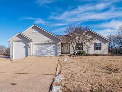 5161 Country Club Dr, High Ridge, MO, 63049