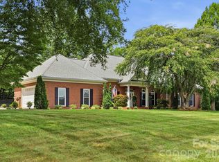 145 Baymount Dr, Statesville, NC 28625