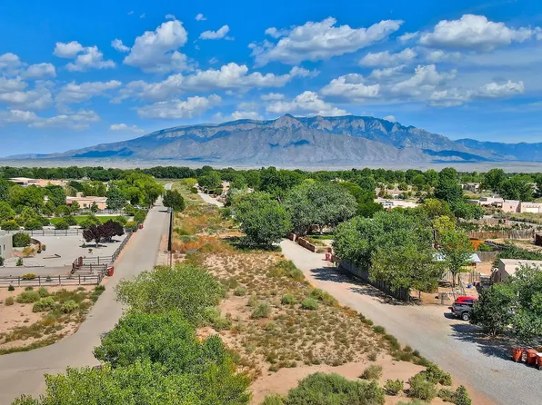 125 Paseo Cesar Chavez, Corrales, NM 87048