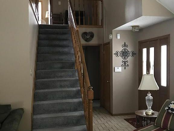 5th image of 1026 W Burntwood St