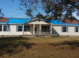 15 Thigpen Cir, Ray city, GA 31645