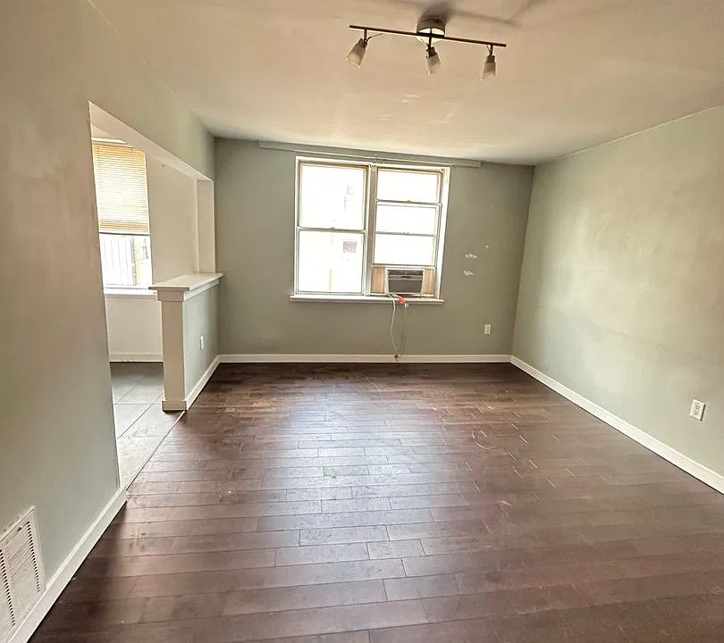 1428 W Master St.