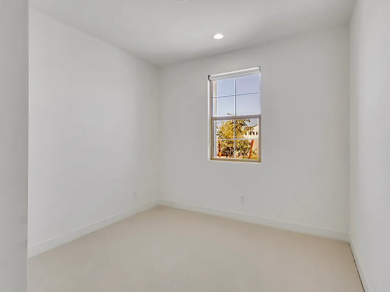 3399 W Emerald Rd — Photo 3