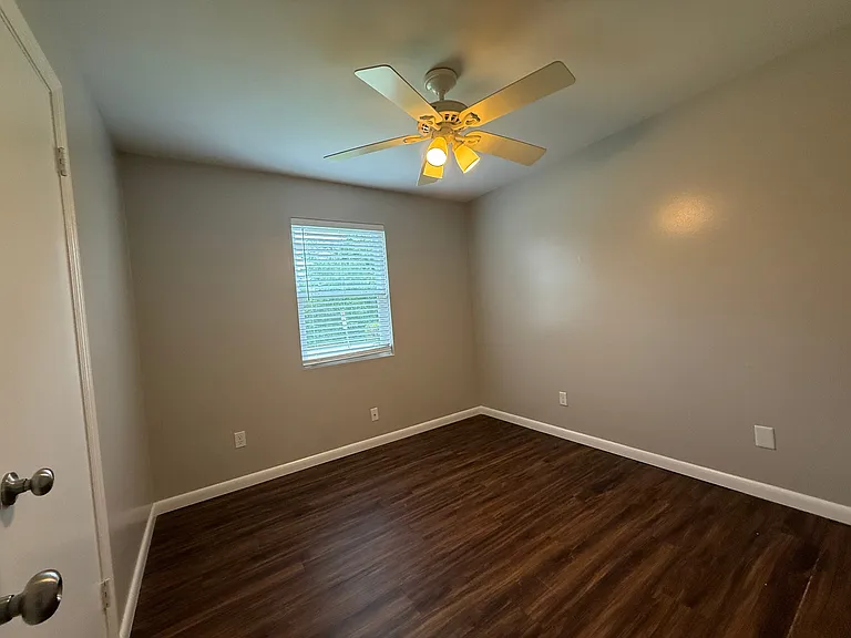 2414 Cox Rd — Photo 15