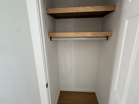 3rd image of 160 Pacific St Floor 2