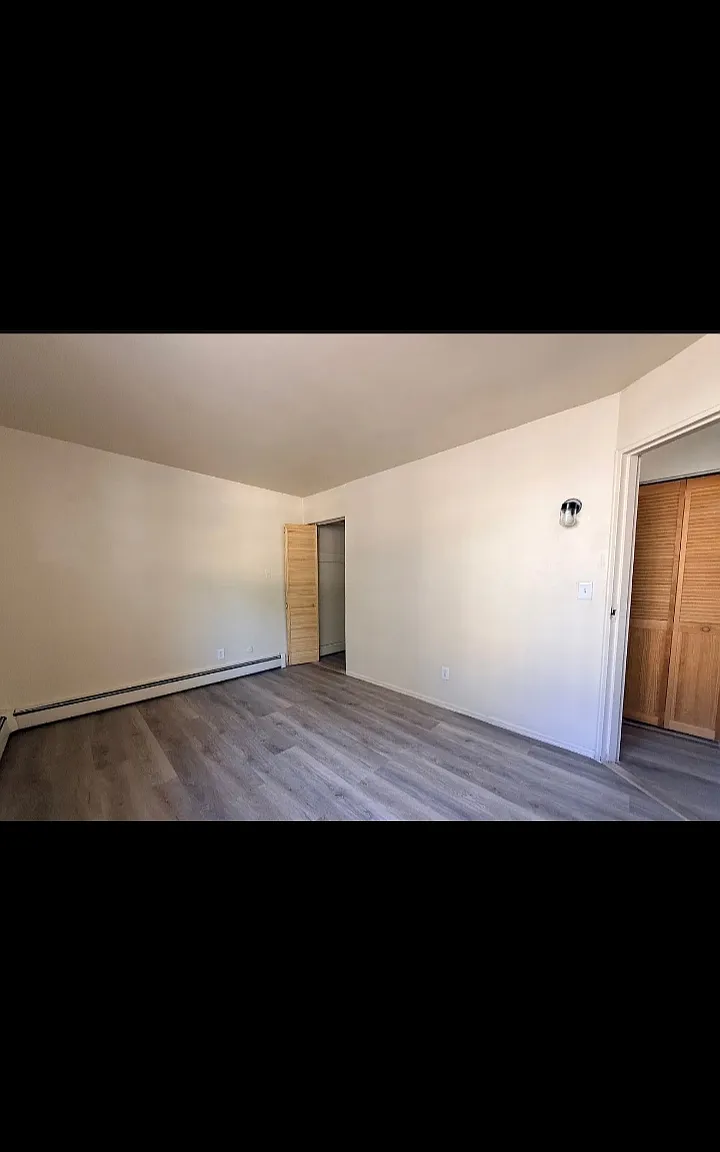 75 E Park St — Photo 3