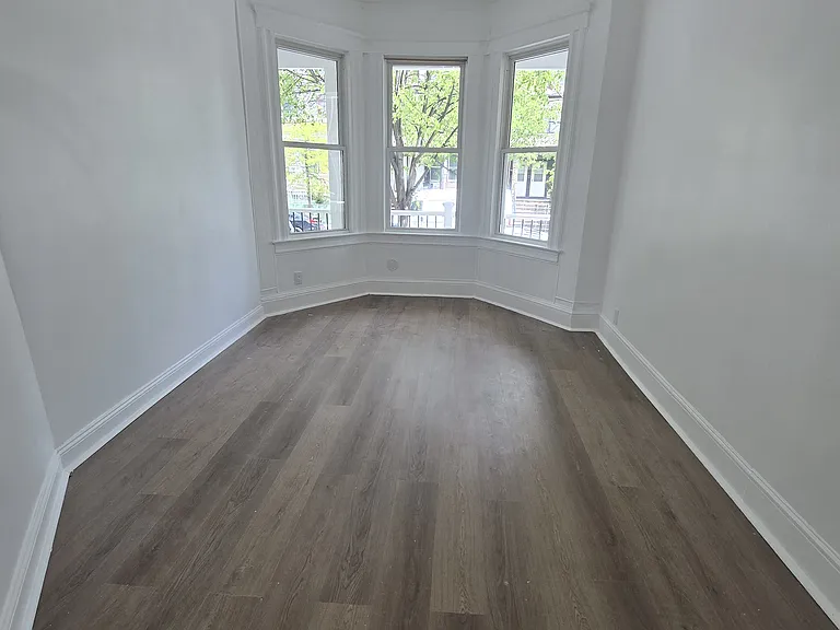 616 Court St #G2 — Photo 4