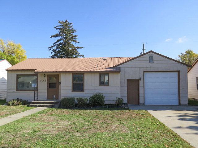 1st image of 1042 Vine Ave