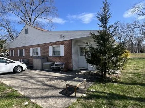 9 Willow Street #D, Toms River, NJ 08757