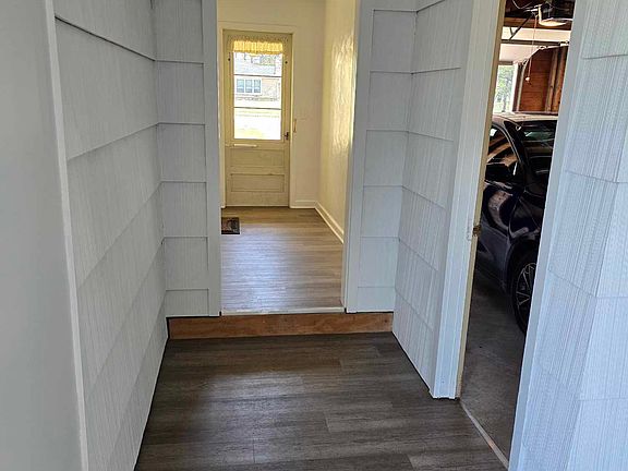 5th image of 5503 Stewart Ave