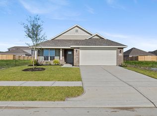 2233 W Post Oak Cir, Dayton, TX 77535