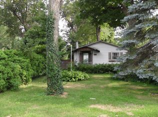 2596 Lake Shore Dr, Niles, MI 49120
